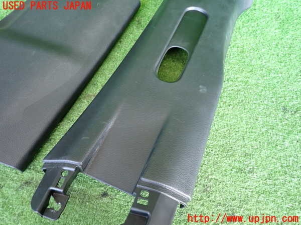 2UPJ-9235197665]ジープ・レネゲード(BV13PM)右センターピラートリム 中古_4