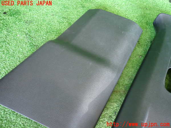 2UPJ-9235197665]ジープ・レネゲード(BV13PM)右センターピラートリム 中古_5