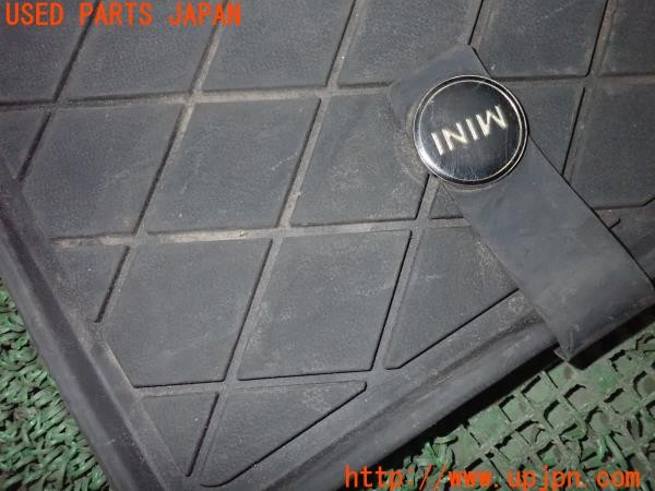 3UPJ=9235200629]BMW ミニ(MINI)クーパー エッセンシャルトリム(XU15MW F55)オールウェザー マット 中古_3