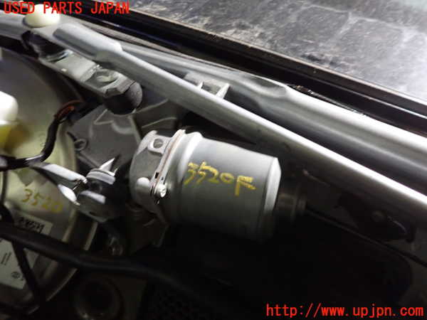 2UPJ-9235206770]BMW ミニ(MINI)クーパー(XU15MW)フロントワイパーモーター 中古 （F55）_2
