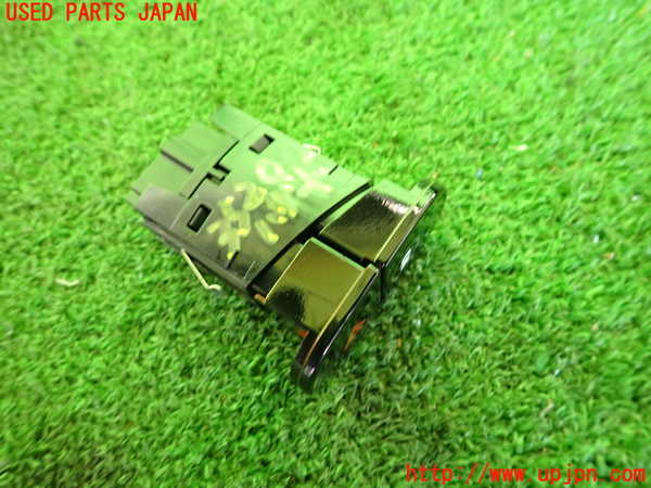 2UPJ-9235206290]BMW ミニ(MINI)クーパー(XU15MW)ハザードスイッチ 中古 （F55）_2