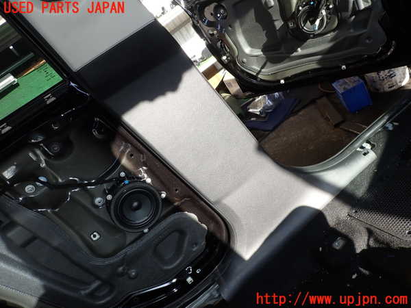 2UPJ-9235207670]BMW ミニ(MINI)クーパー(XU15MW)左センターピラートリム 中古 （F55）_3