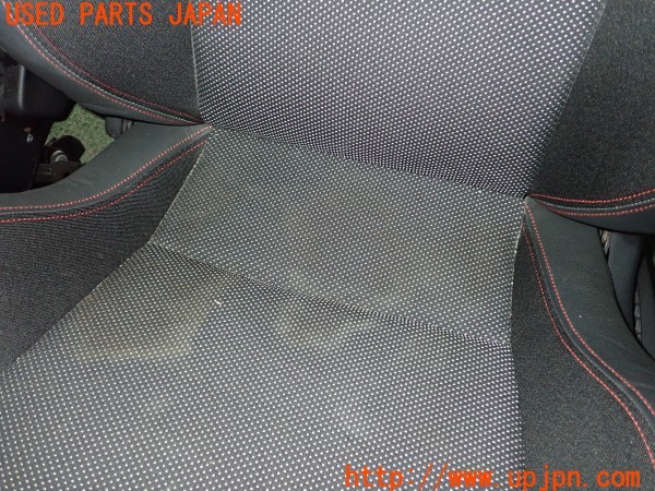 3UPJ=9235210609]ルノー メガーヌR.S.(ルノー・スポール)(DZF4R)純正 RECARO レカロ シートセット 運転席 助手席 レール付き 中古_3