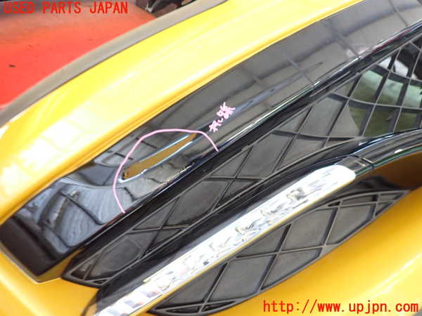 2UPJ-9235211010]ルノー・メガーヌ R.S.(ルノー・スポール)(DZF4R)フロントバンパー 中古_4