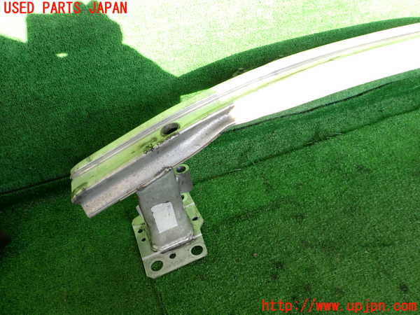 2UPJ-9235211014]ルノー・メガーヌ R.S.(ルノー・スポール)(DZF4R)フロントバンパーホースメント 中古_2