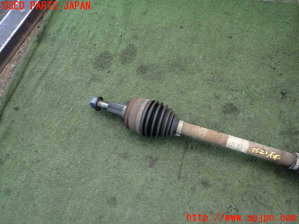 2UPJ-9235214010]ルノー・メガーヌ R.S.(ルノー・スポール)(DZF4R)右フロントドライブシャフト 中古_2