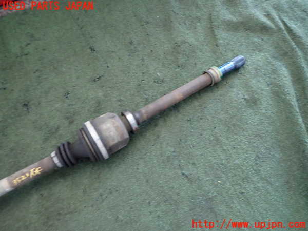 2UPJ-9235214010]ルノー・メガーヌ R.S.(ルノー・スポール)(DZF4R)右フロントドライブシャフト 中古_3
