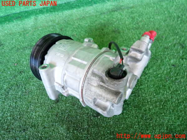 2UPJ-9235216025]ルノー・メガーヌ R.S.(ルノー・スポール)(DZF4R)エアコンコンプレッサー 中古_2