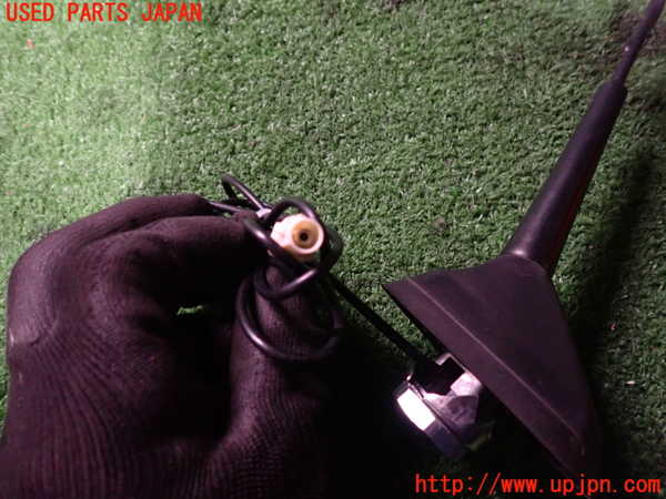 2UPJ-9235216550]ルノー・メガーヌ R.S.(ルノー・スポール)(DZF4R)アンテナ 中古_3