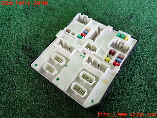 2UPJ-9235216742]ルノー・メガーヌ R.S.(ルノー・スポール)(DZF4R)ヒューズボックス2 中古_2