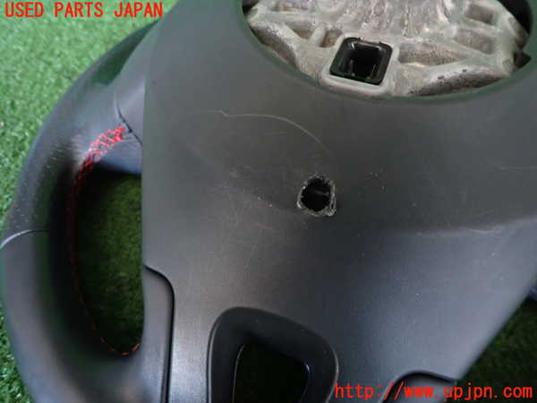 2UPJ-9235217855]ルノー・メガーヌ R.S.(ルノー・スポール)(DZF4R)ステアリングホイール 中古_3