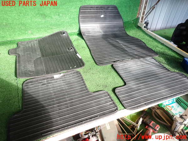 2UPJ-9235217800]ルノー・メガーヌ R.S.(ルノー・スポール)(DZF4R)フロアマット 中古_3