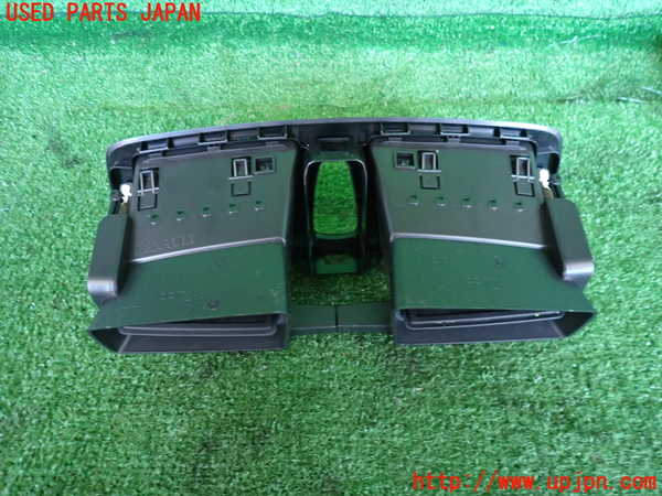 2UPJ-9235217526]ルノー・メガーヌ R.S.(ルノー・スポール)(DZF4R)エアコン吹き出し口1 (真中) 中古_2