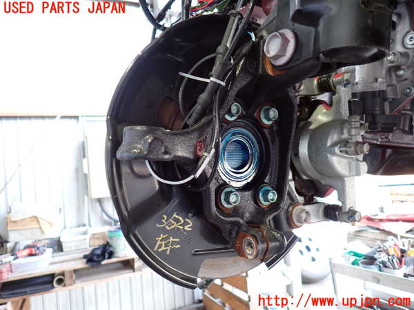 2UPJ-9235224295]CX-5(KF2P)左フロントナックルハブ (ジャンク品) 中古_2