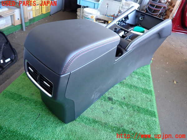 2UPJ-9235227540]CX-5(KF2P)センターコンソール 中古_4