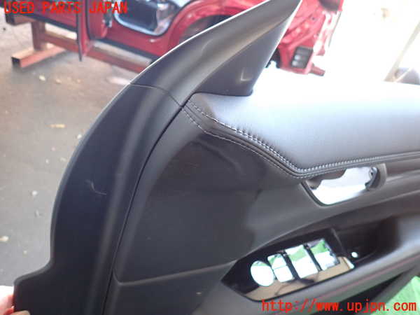 2UPJ-9235221234]CX-5(KF2P)右前ドア内張り 中古_3