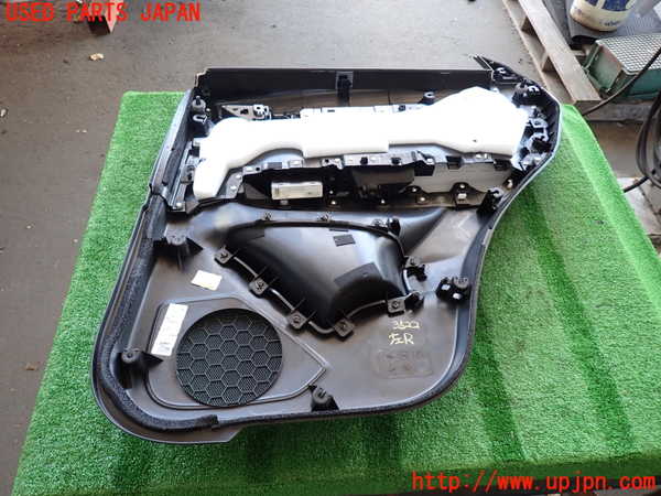 2UPJ-9235221324]CX-5(KF2P)左後ドア内張り 中古_4