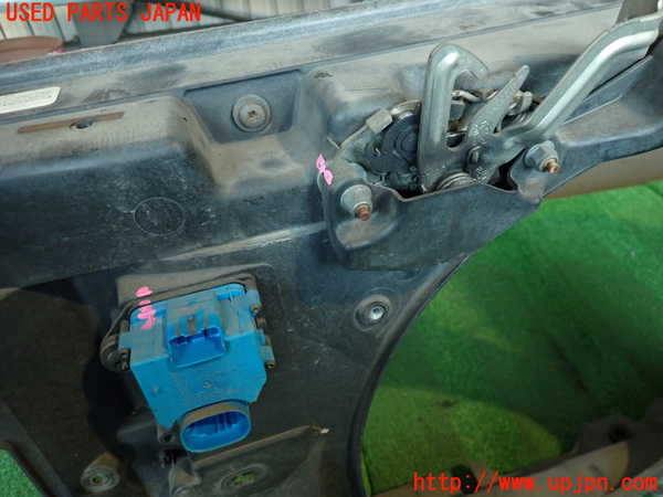 2UPJ-9235231041]プジョー・RCZ(T7R5F02)コアサポート 中古_2