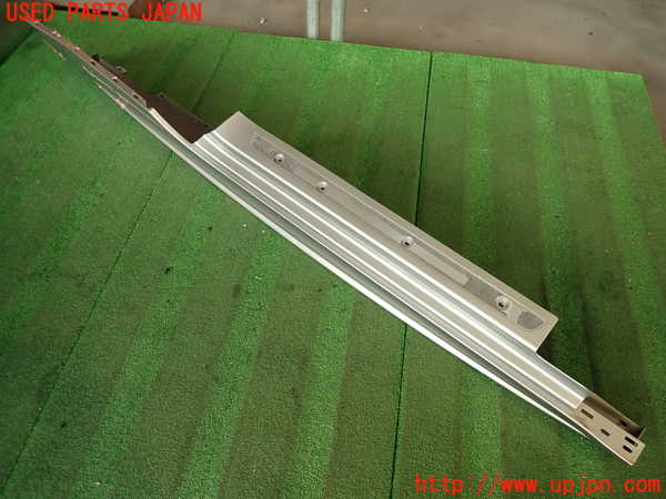 2UPJ-9235231390]プジョー・RCZ(T7R5F02)右サイドステップ 中古_4