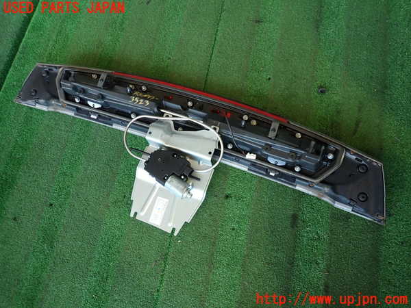 2UPJ-9235231520]プジョー・RCZ(T7R5F02)リアスポイラー 中古_4