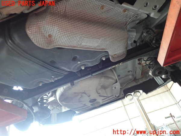 2UPJ-9235235380]プジョー・RCZ(T7R5F02)リアアクスルビーム 中古_4