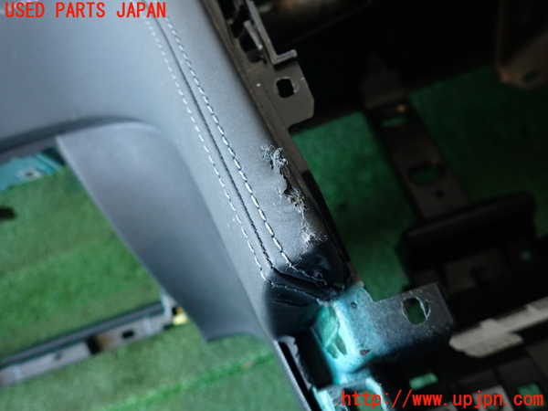 2UPJ-9235237505]プジョー・RCZ(T7R5F02)ダッシュボード 中古_2