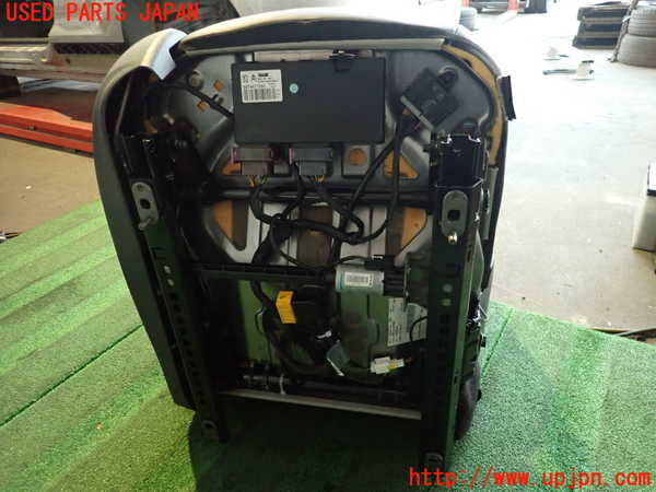2UPJ-9235237035]プジョー・RCZ(T7R5F02)運転席シート 中古_5