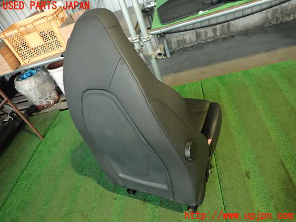 2UPJ-9235237065]プジョー・RCZ(T7R5F02)助手席シート 中古_4