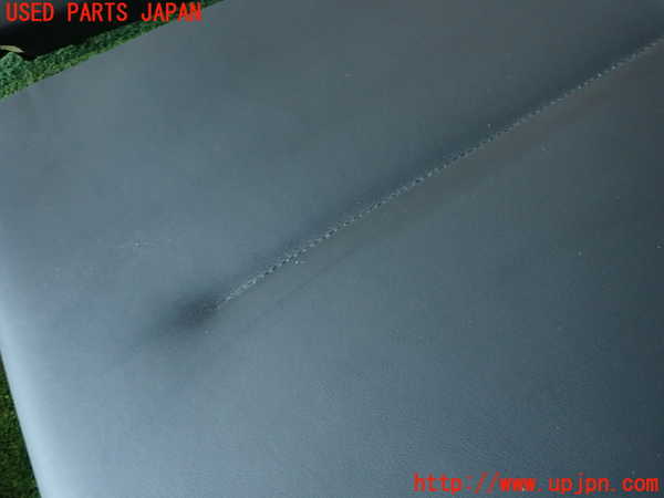 2UPJ-9235237385]プジョー・RCZ(T7R5F02)リアシート 中古_4