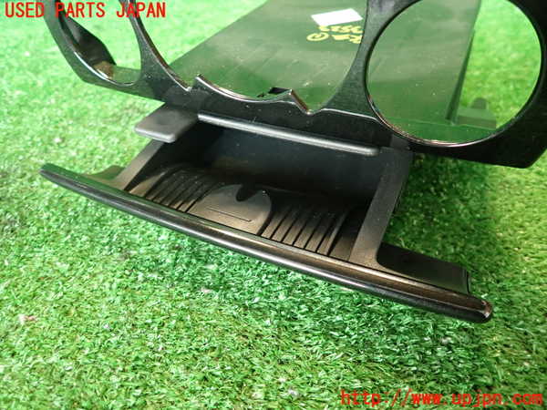 2UPJ-9235237821]プジョー・RCZ(T7R5F02)灰皿1 中古_3