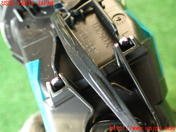2UPJ-9235237527]プジョー・RCZ(T7R5F02)エアコン吹き出し口2 (右) (ジャンク品) 中古_3