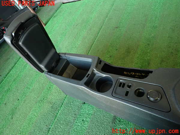 2UPJ-9235237540]プジョー・RCZ(T7R5F02)センターコンソール 中古_2