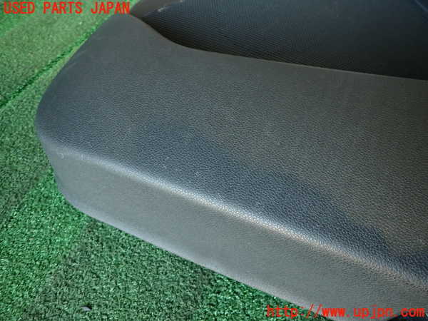 2UPJ-9235231234]プジョー・RCZ(T7R5F02)右ドア内張り 中古_2