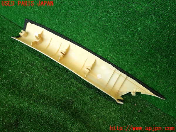 2UPJ-9235237655]プジョー・RCZ(T7R5F02)右フロントピラートリム 中古_3