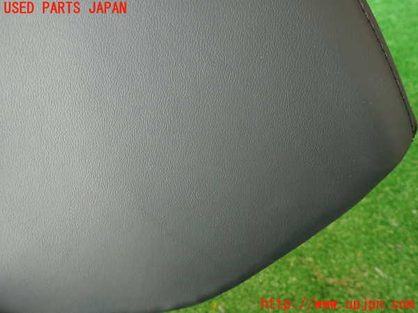 2UPJ-9235237150]プジョー・RCZ(T7R5F02)右2列目ヘッドレスト 中古_3