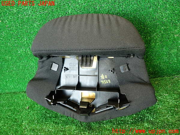 2UPJ-9235237180]プジョー・RCZ(T7R5F02)左2列目ヘッドレスト 中古_2