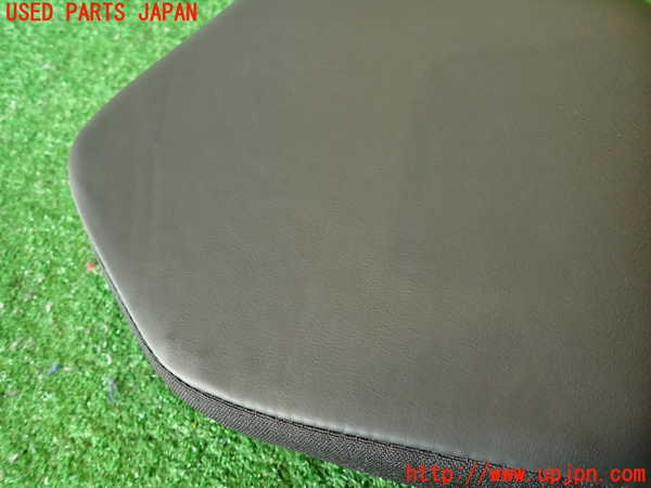 2UPJ-9235237180]プジョー・RCZ(T7R5F02)左2列目ヘッドレスト 中古_3