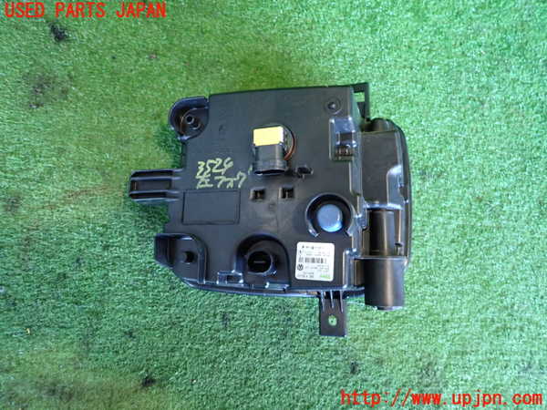 2UPJ-9235241182]VW・T-Cross(ティークロス)(C1DKR)左フォグ 中古_2