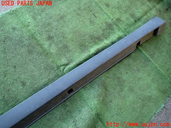 2UPJ-9235241390]VW・T-Cross(ティークロス)(C1DKR)右サイドステップ 中古_2