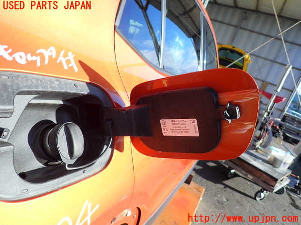 2UPJ-9235241690]VW・T-Cross(ティークロス)(C1DKR)フューエルリッド 中古_3