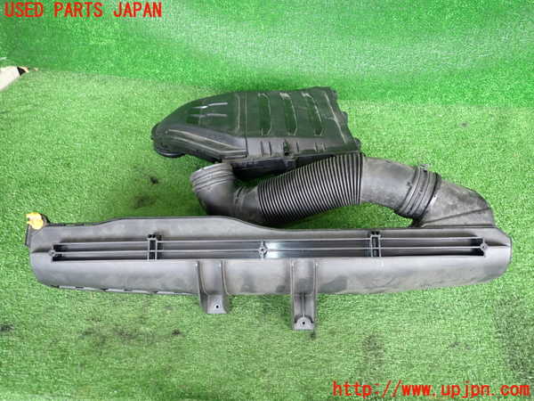 2UPJ-9235242560]VW・T-Cross(ティークロス)(C1DKR)エアクリーナーボックス 中古_2