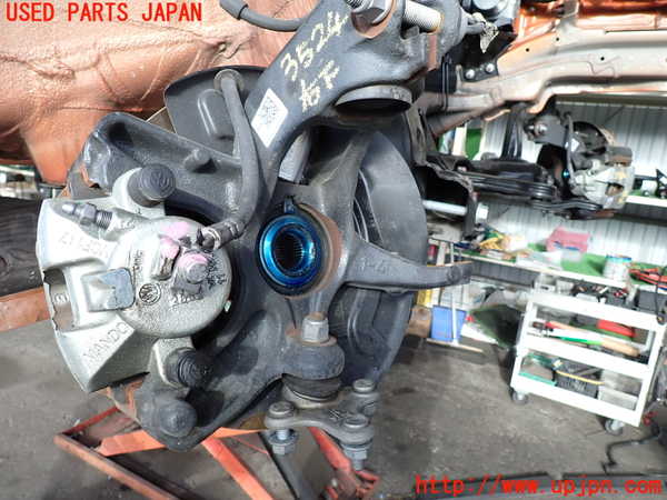 2UPJ-9235244290]VW・T-Cross(ティークロス)(C1DKR)右フロントナックルハブ 中古_2