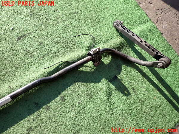 2UPJ-9235245440]VW・T-Cross(ティークロス)(C1DKR)フロントスタビライザー 中古_2