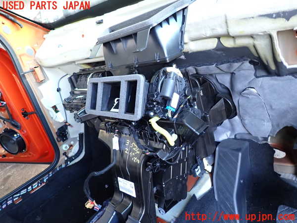 2UPJ-9235246081]VW・T-Cross(ティークロス)(C1DKR)エバポレーター1 中古_2