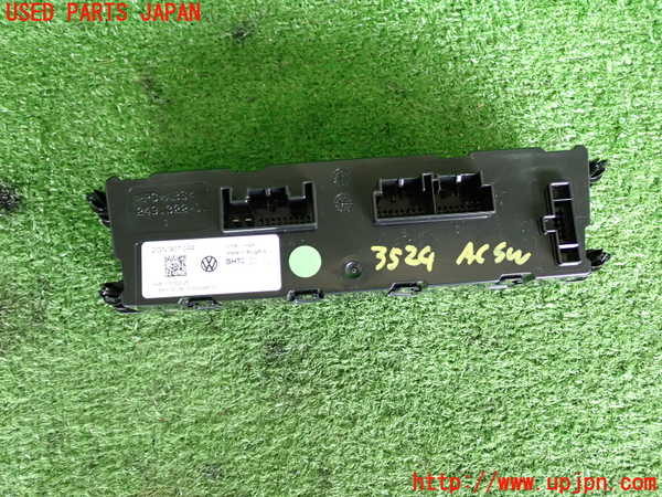 2UPJ-9235246066]VW・T-Cross(ティークロス)(C1DKR)エアコンスイッチ1 中古_3