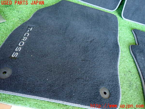 2UPJ-9235247800]VW・T-Cross(ティークロス)(C1DKR)フロアマット 中古_3