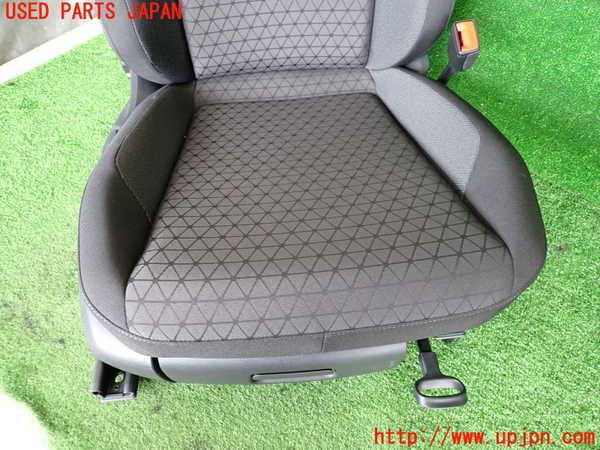 2UPJ-9235247035]VW・T-Cross(ティークロス)(C1DKR)運転席シート 中古_2