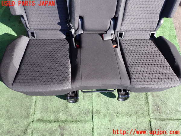 2UPJ-9235247385]VW・T-Cross(ティークロス)(C1DKR)リアシート 中古_3