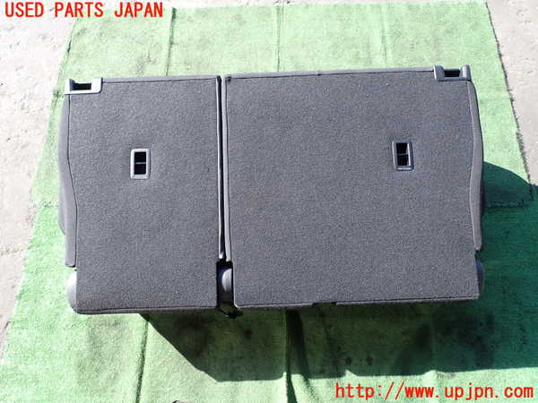 2UPJ-9235247385]VW・T-Cross(ティークロス)(C1DKR)リアシート 中古_4