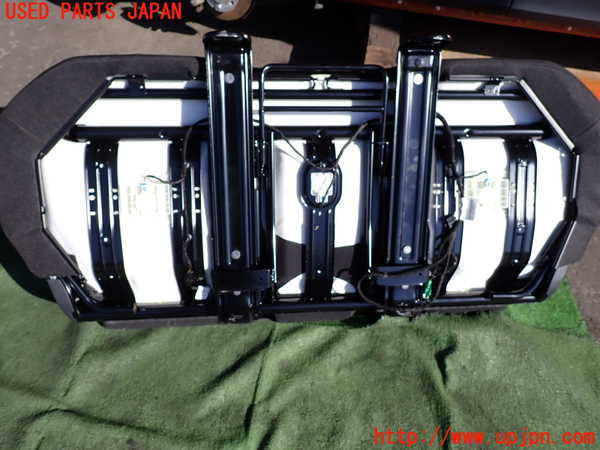 2UPJ-9235247385]VW・T-Cross(ティークロス)(C1DKR)リアシート 中古_5